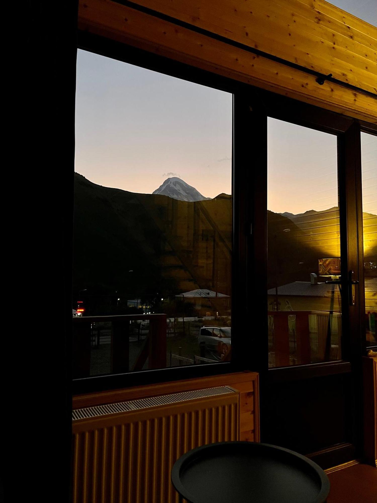 Cottage Carpe Diem Kazbegi Exteriör bild